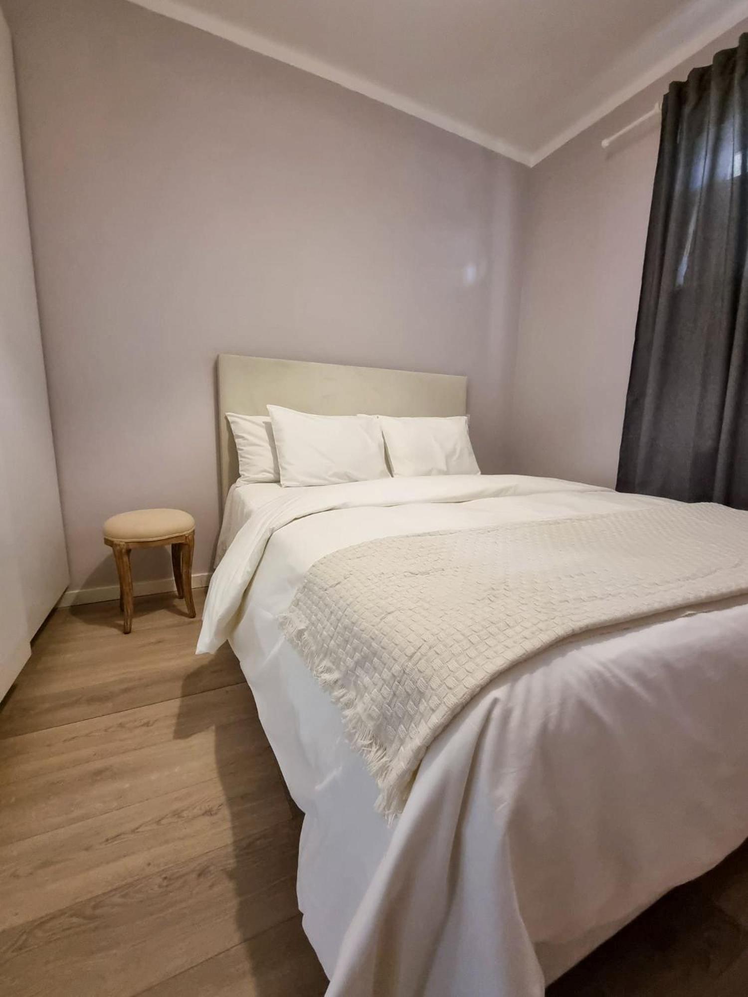Apartment Lcf - 2 Bedroom With Private Bbq Garden Portimao